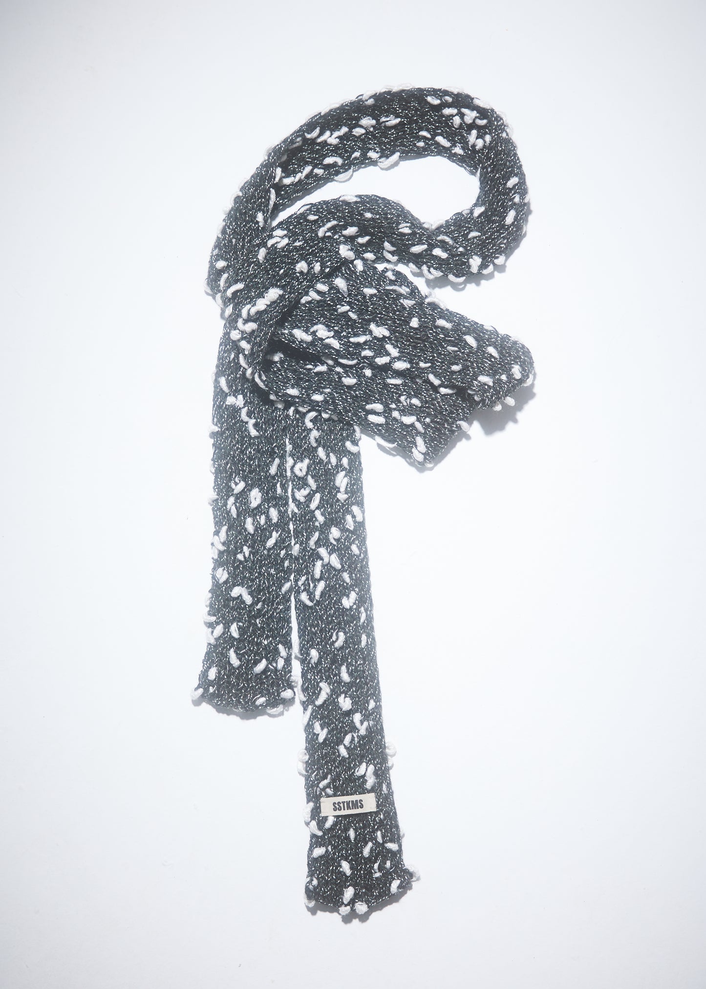ENDLESS SCARF