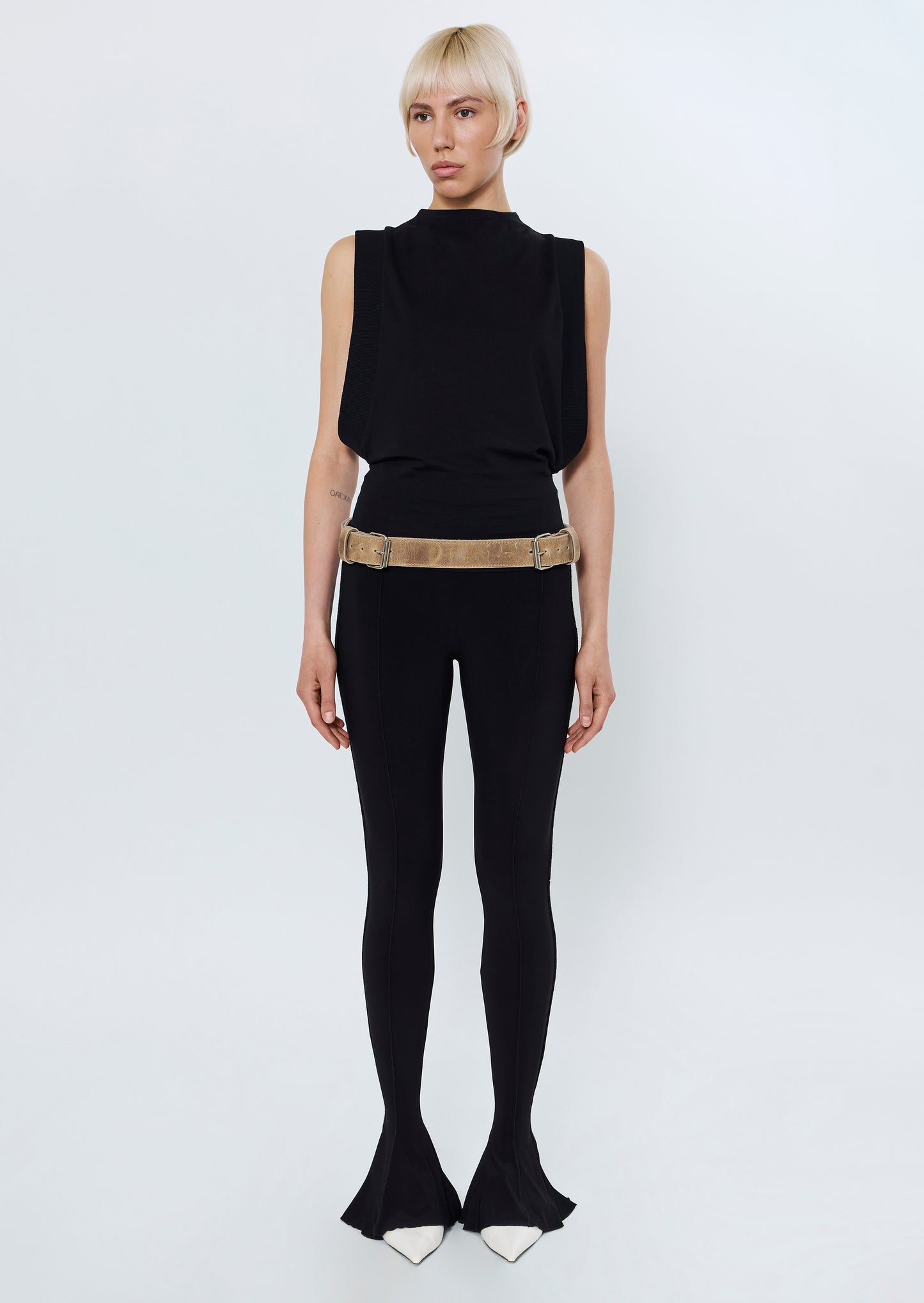 BREEZE TOP IN BLACK