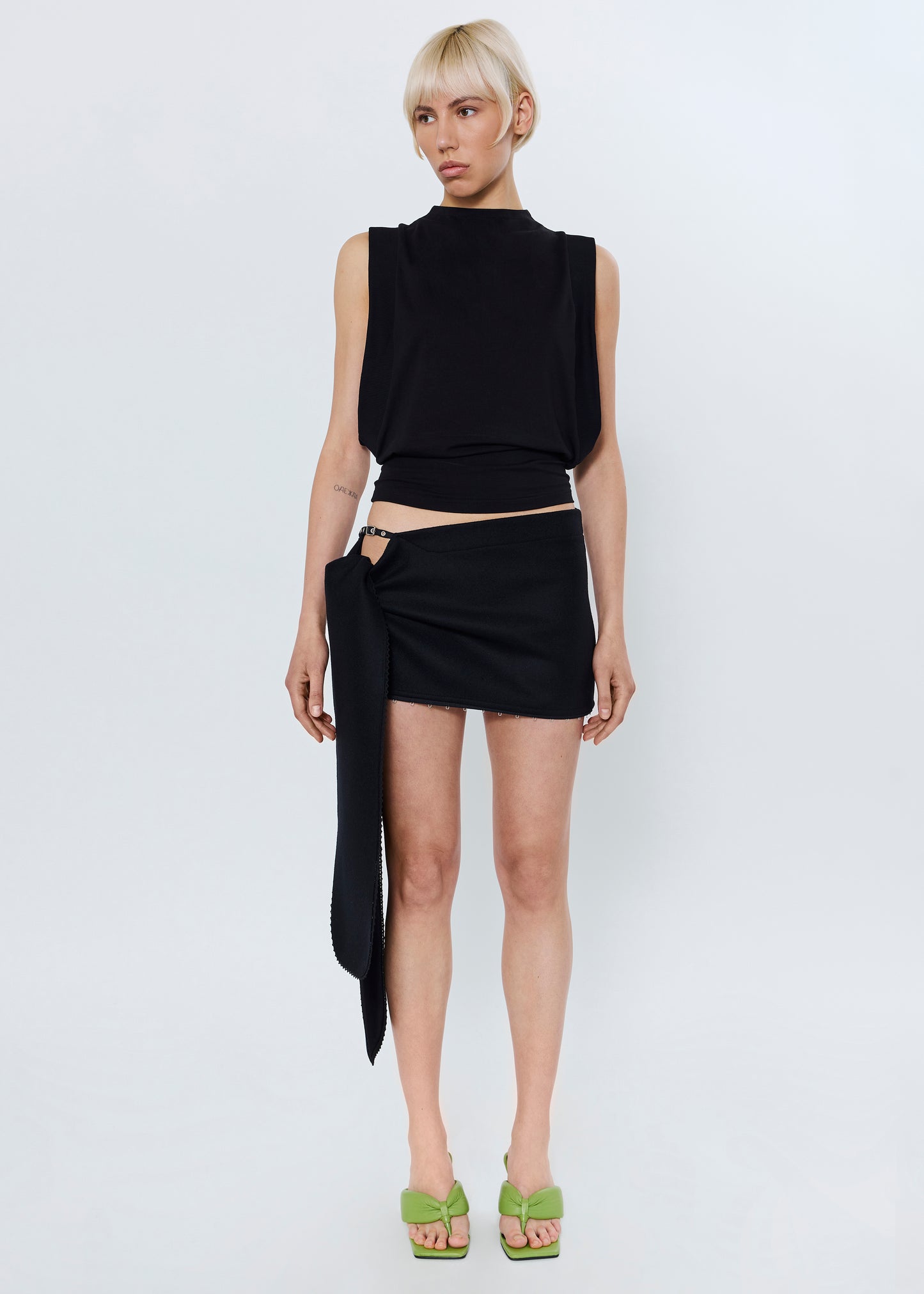 BEE SKIRT